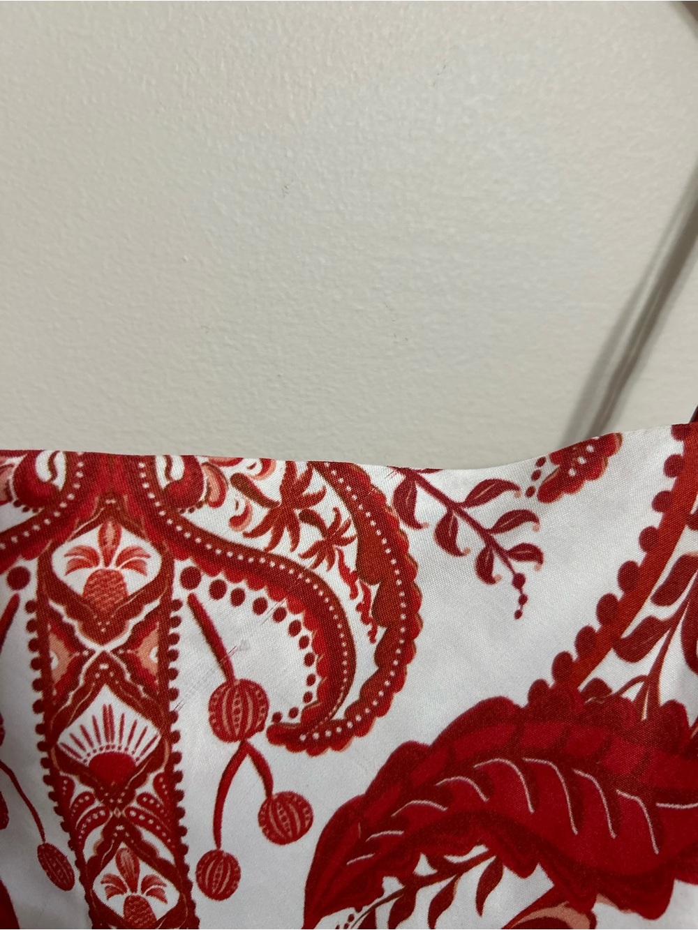 ⭐️FARM RIO Cameo Red & White Tropical Slip Dress Spaghetti Strap⭐️ as is - Picture 10 of 10